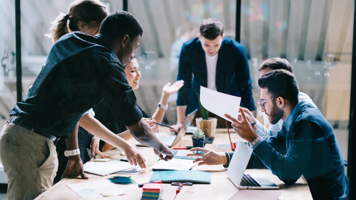Businessly – The Future of Smart Business Management