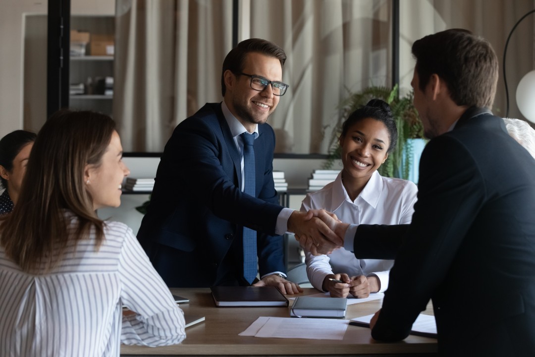 How to Start a High Ticket Sales Career and Succeed in Premium Markets