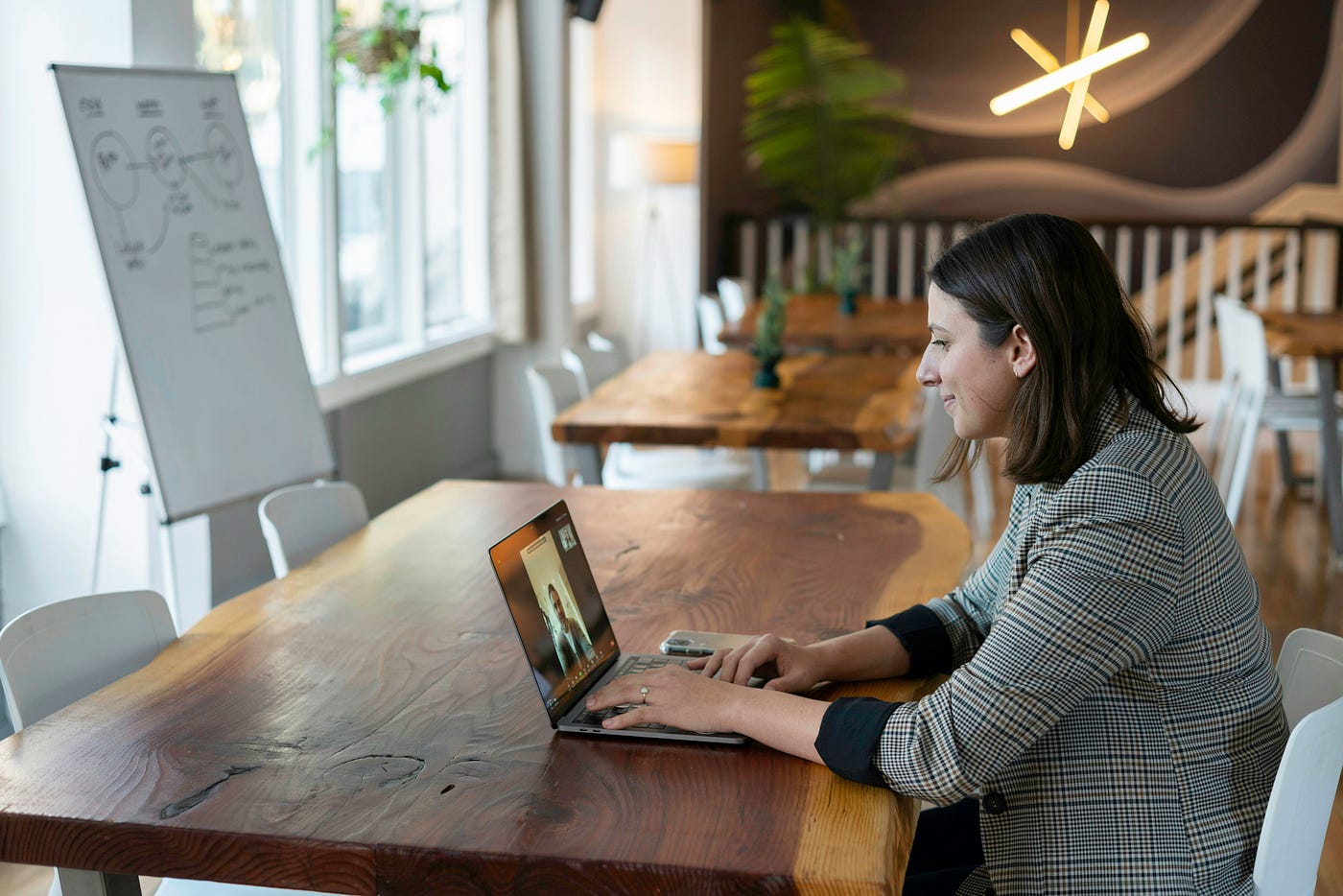 Mastering Sales from Anywhere The Ultimate Remote High Ticket Closing Course